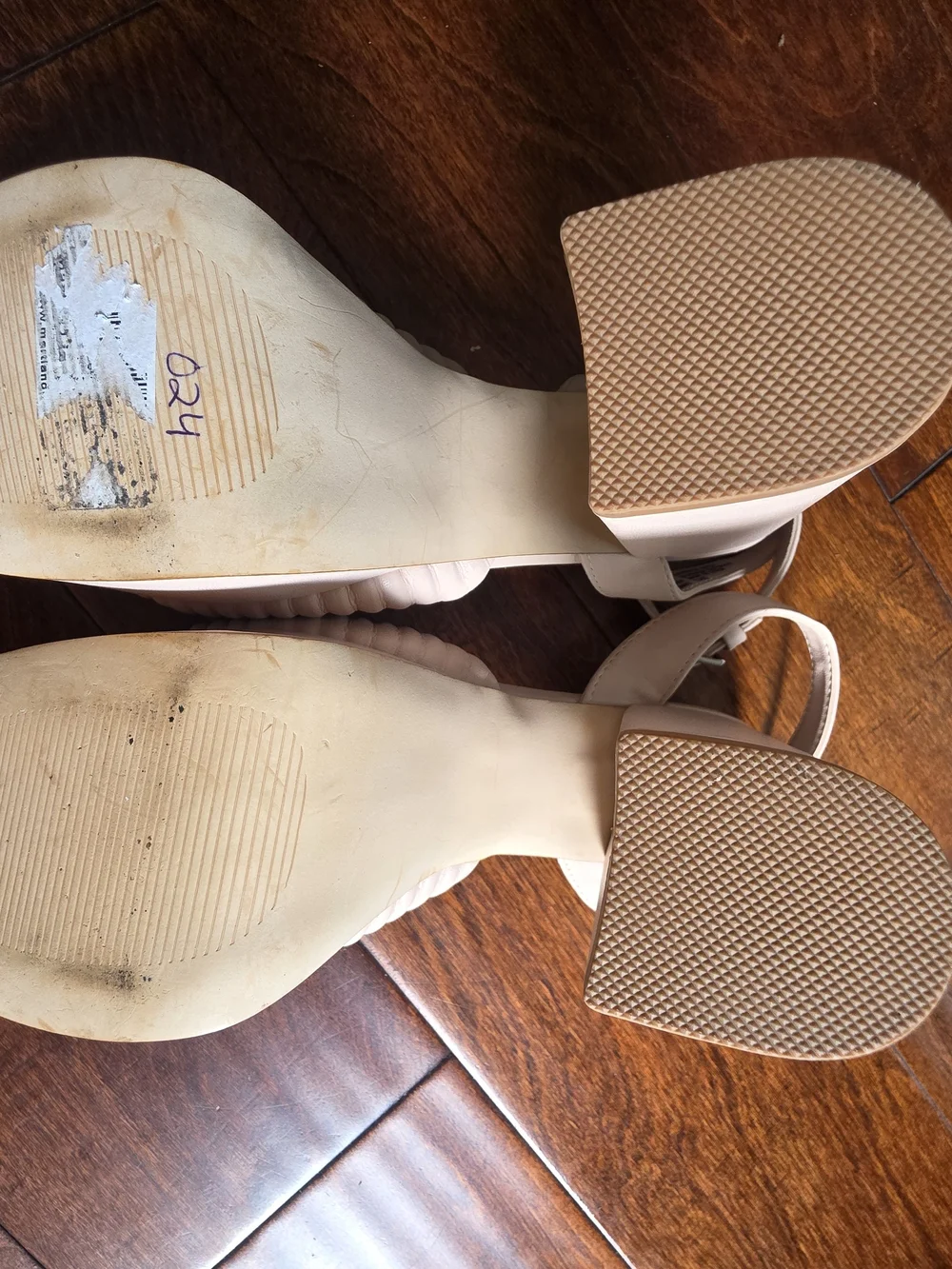 Steve Madden Ohana Cream Platform Sandals - Size 7.5